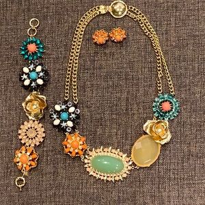 Banana Republic coral & gold jewelry